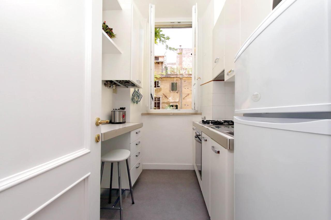 Croce * Rome